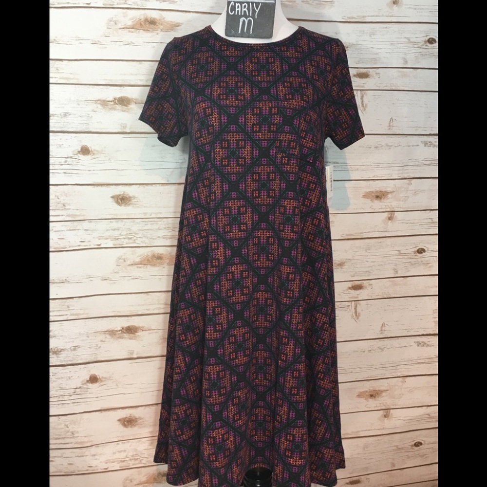 Carly by LuLaRoe